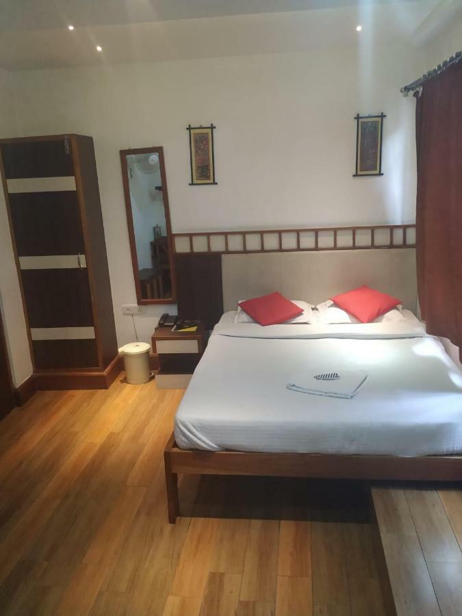 Hotel Shaurya Inn Shillong Ngoại thất bức ảnh